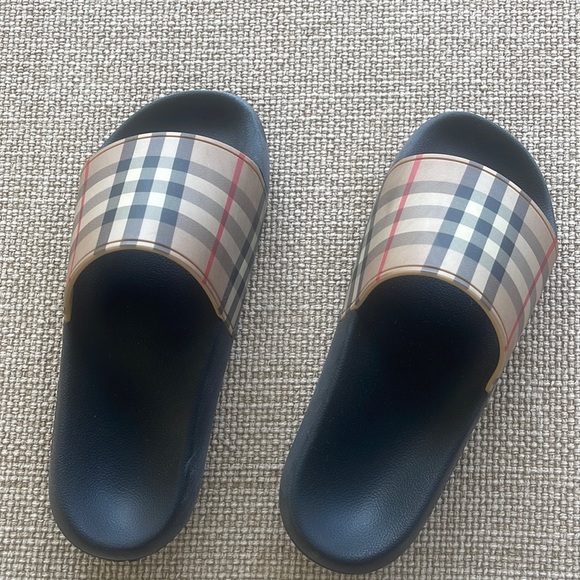 Burberry Shoes Burberry Pool Slide Poshmark